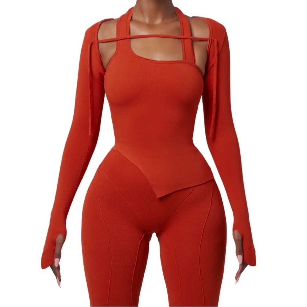 Yagi World Zuri Halter & Sleeve Top NWT size S
